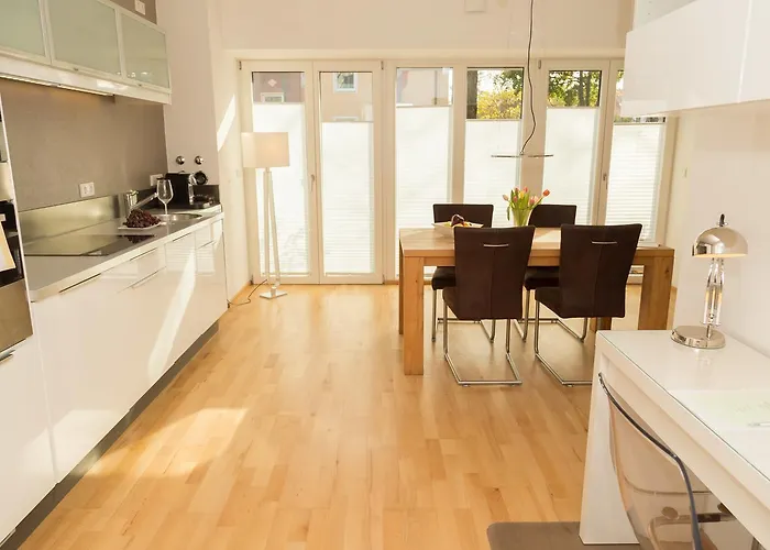 Paleo Finest Serviced 4* Munich