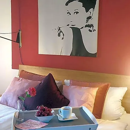 Apart-hotel Paleo Finest Serviced 4*