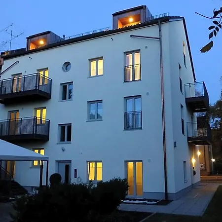 Paleo Finest Serviced 4* Munique